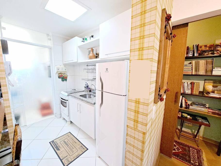 Apto Varanda Com Lareira Apartamento *
