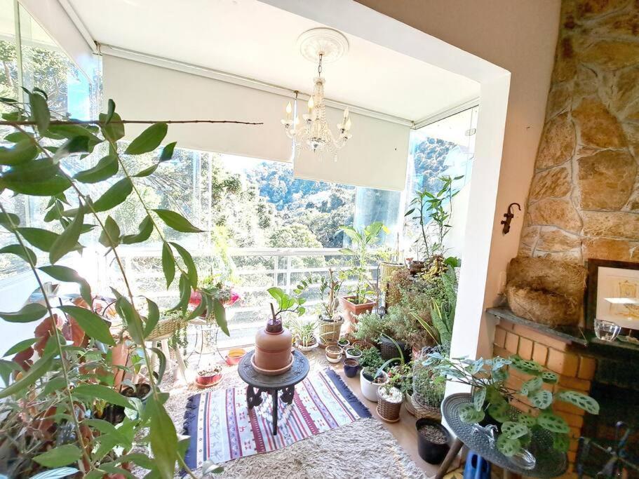 Apto Varanda Com Lareira Apartamento Campos do Jordão